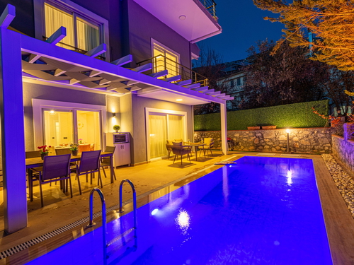  gece  -  Kasım
  | Fethiye Ovacık Lüks Villa (9 Kişilik, Bahçeli, Jakuzili Seçenekli, Plaja Yakın)